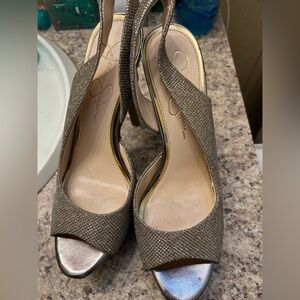 Elegant Gold Women's Peep-Toe Heels